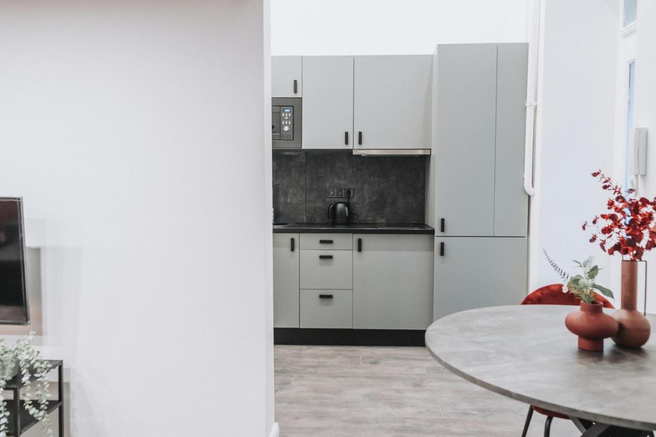 D84- Boutique Apartments, Best Location, By Bqa Budapest Kültér fotó